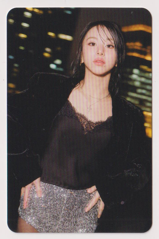 TWICE - With You-th - Chaeyoung (Glowing Black Version) - Platform Nemo Photocard